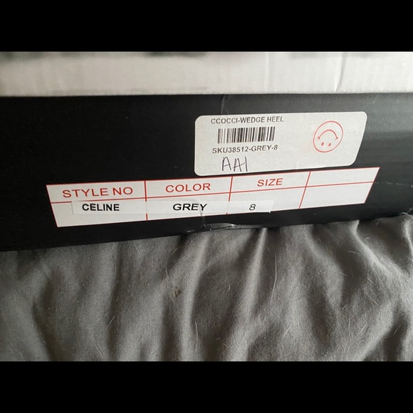 Grey wedge open toed shoes - Picture 6 of 6